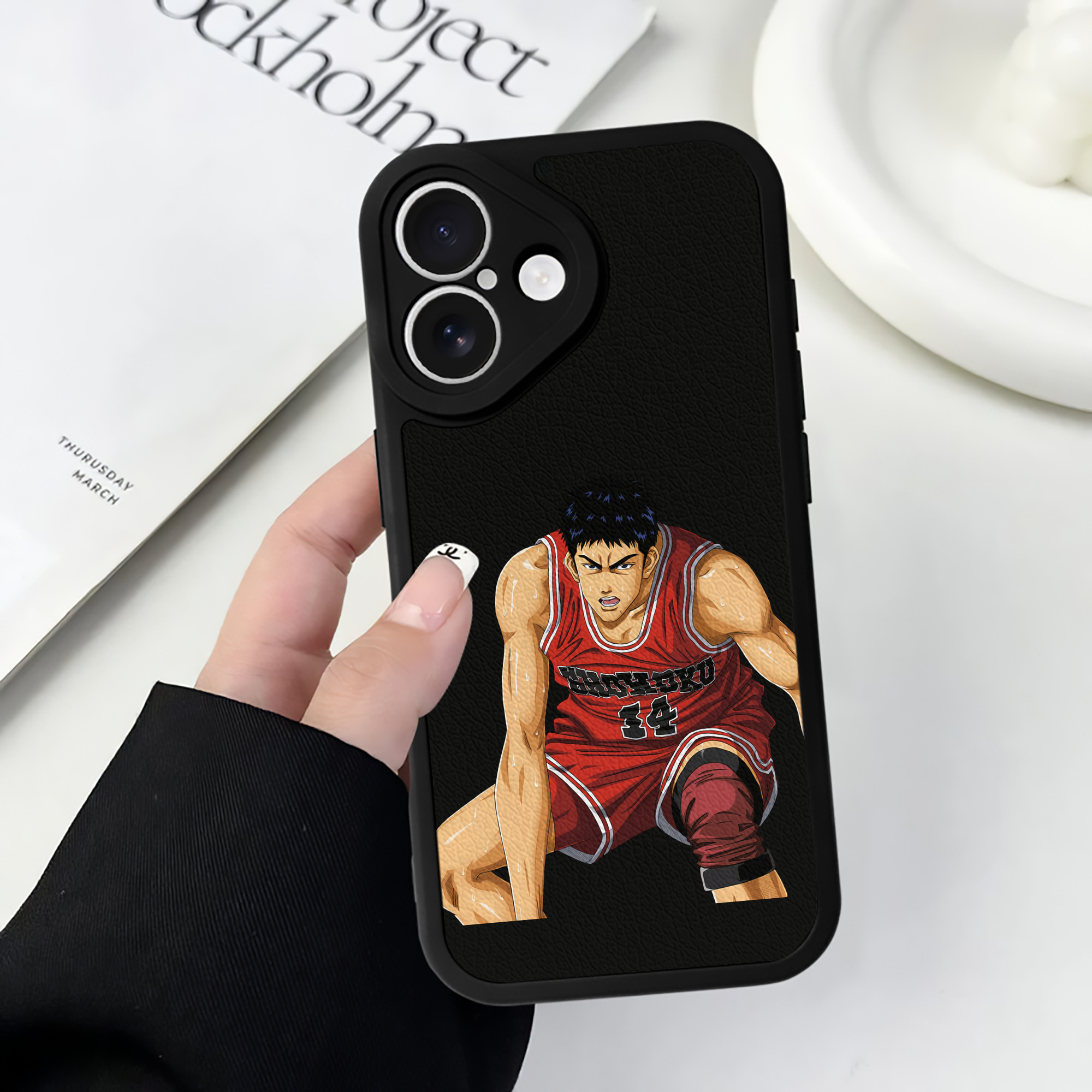 （画像用） SLAM DUNK／スラムダンク 【iPhone 16シリーズ対応】シリコンスマホケース（レザー調） 材質：シリコン